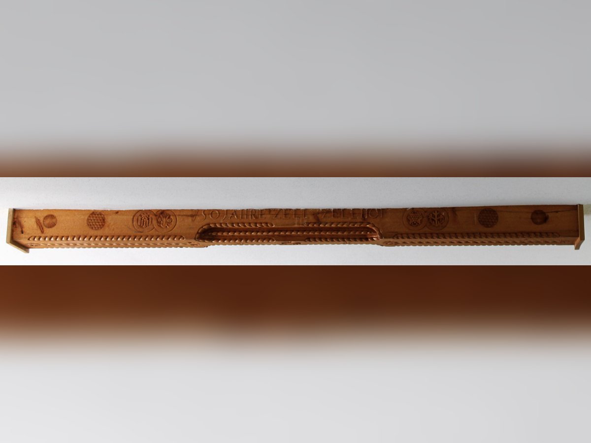Kerbschnitt-Deckenbalken – Abschlussansicht