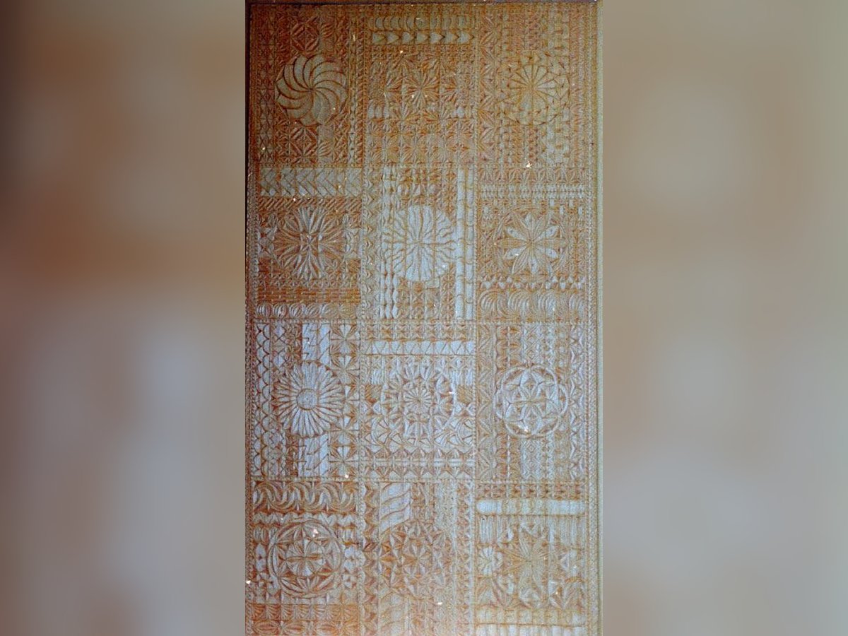 Kalender-Relief – Jahreszeiten in Holz
