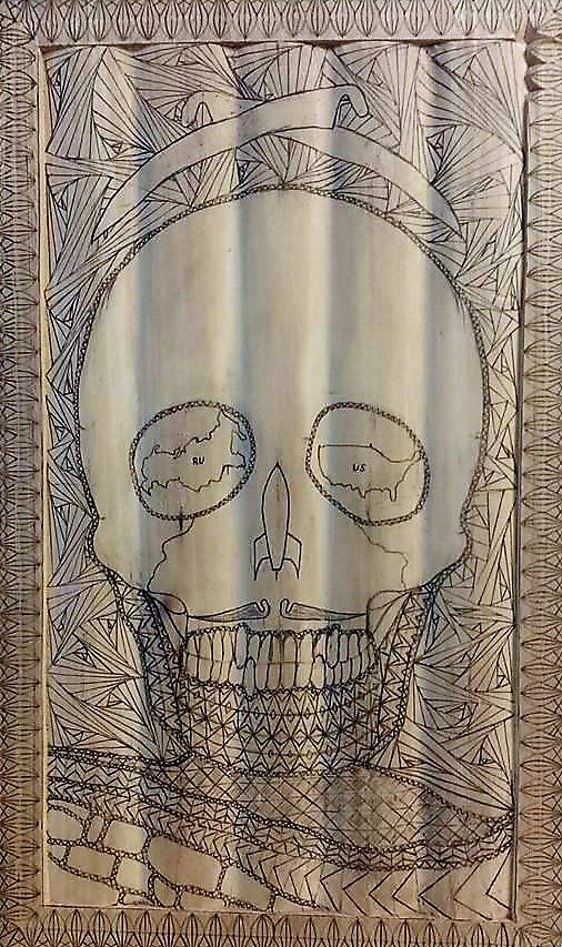 Skull, Seitenansicht – Kerbschnitzarbeit
