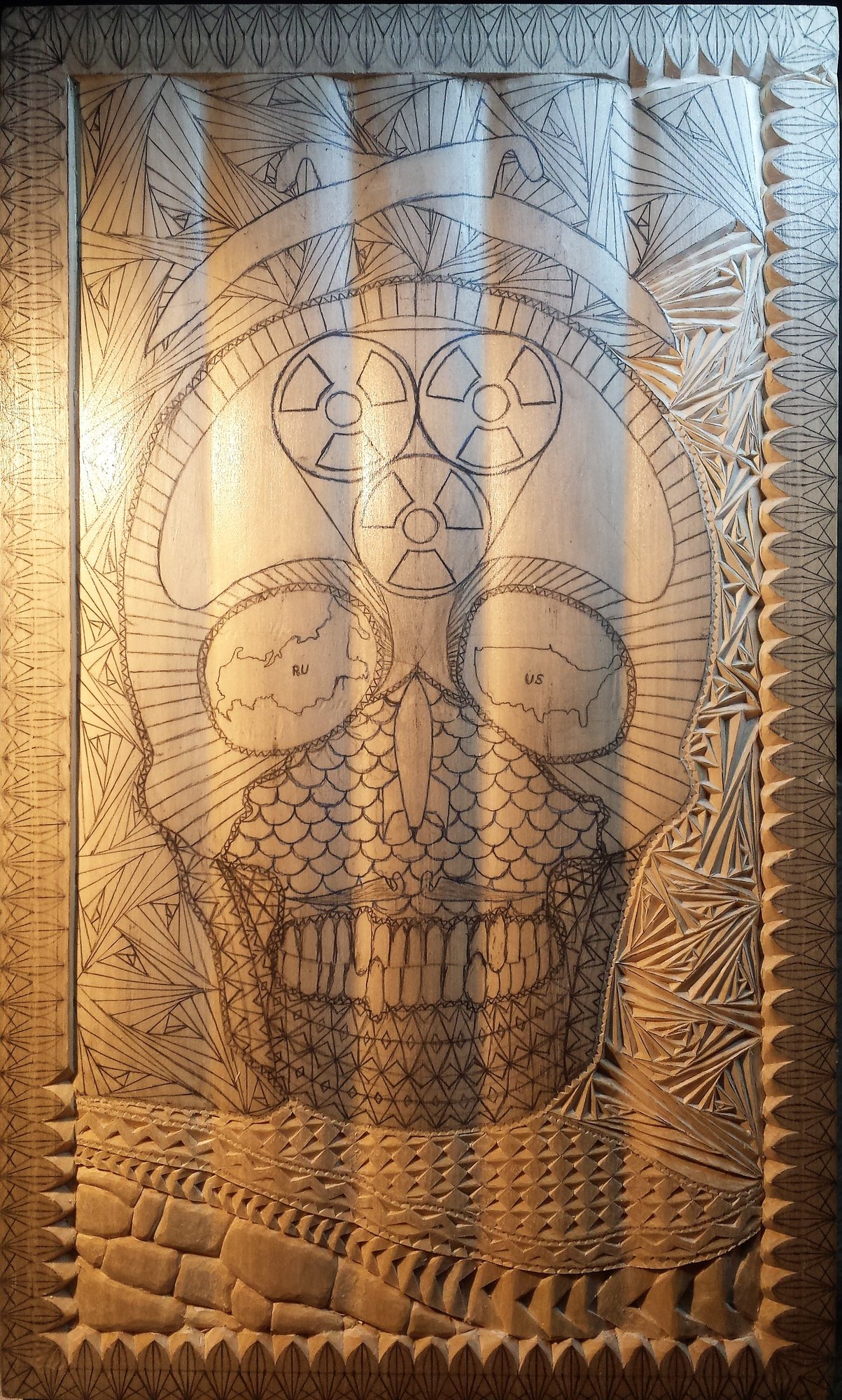 Skull, Detailaufnahme Schädelknochen – Kerbschnitzarbeit